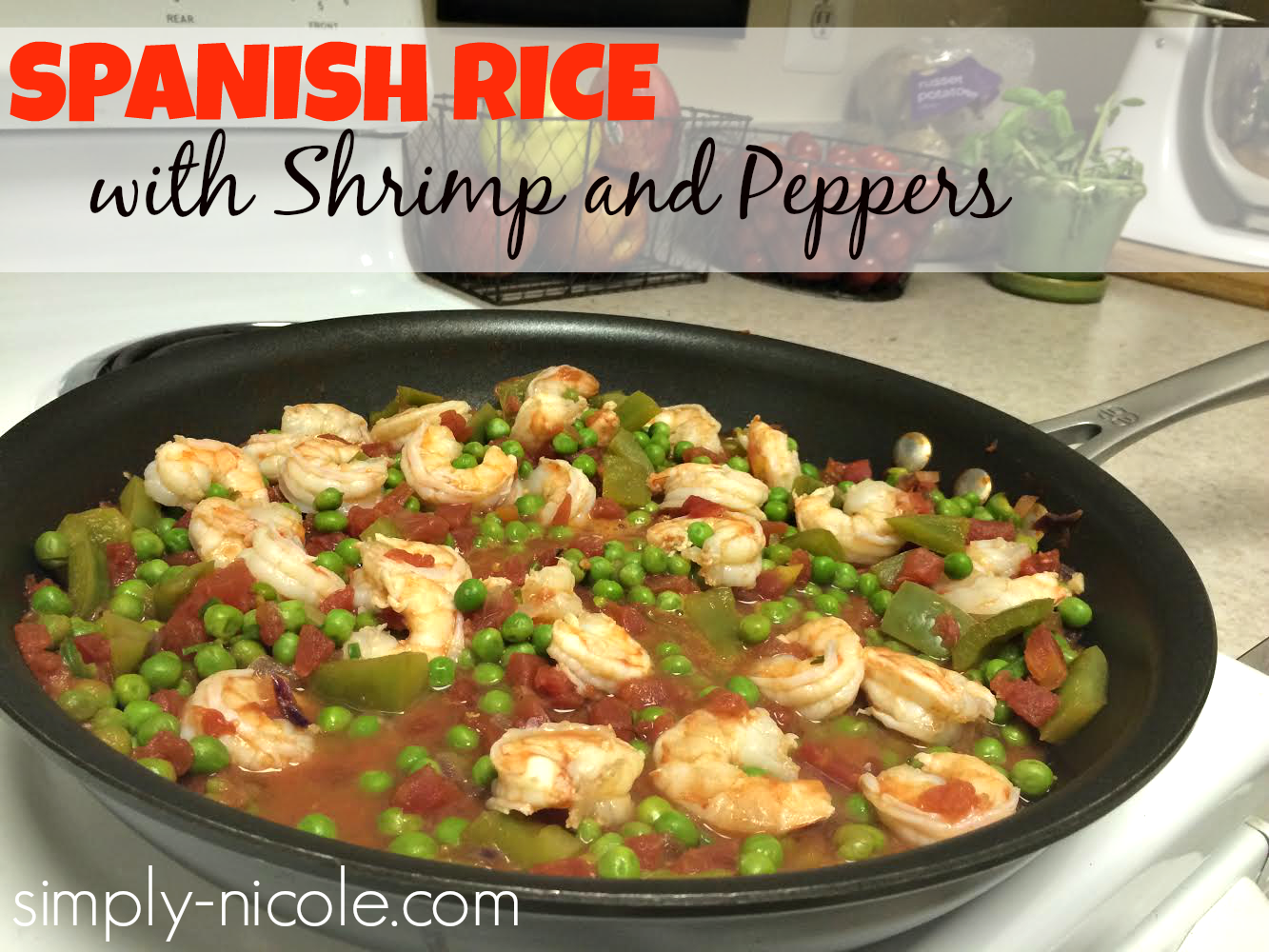 Spanish Rice with Shrimp and Peppers at simply-nicole.com
