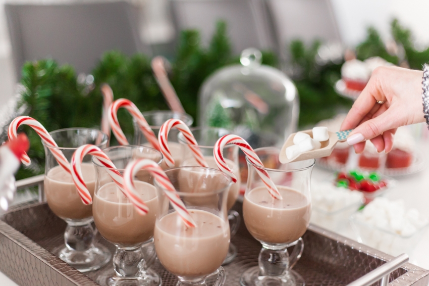 Hot-Chocolate-station-for-Christmas-by-Fashionable-Hostess