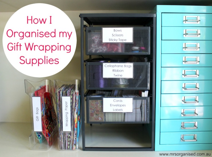 How-I-Organised-my-Gift-Wrapping-Supplies-001